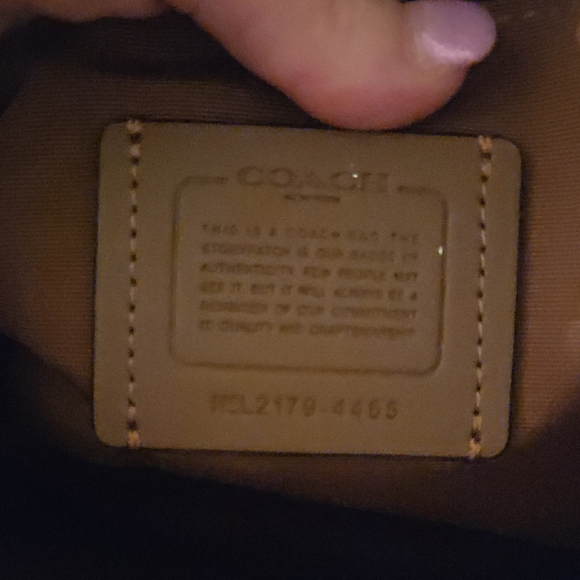 Coach Tote - Picture 4 of 6